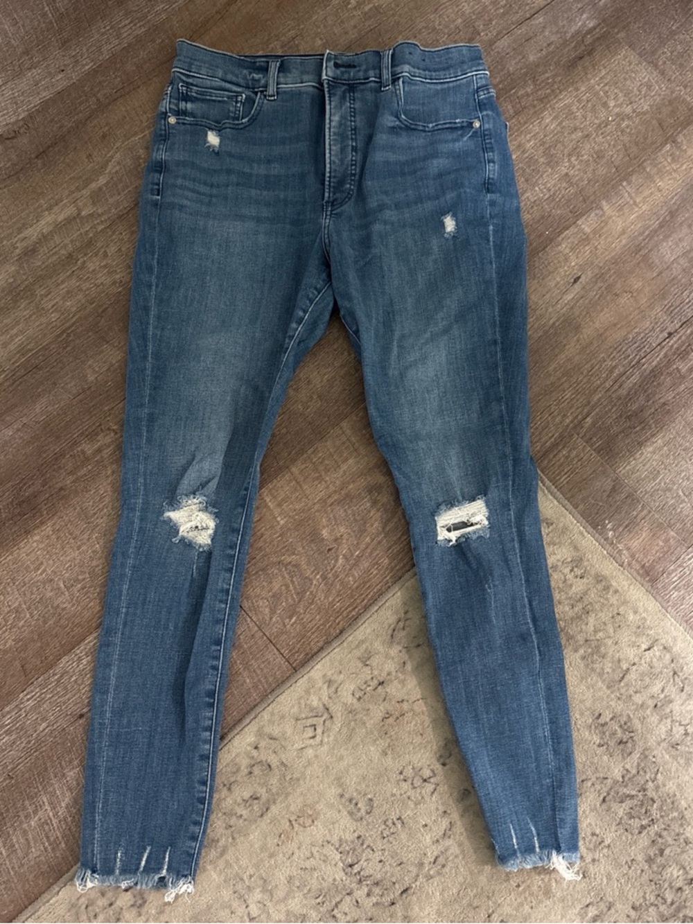 Women’s Express Blue Distressed Skinny Jeans